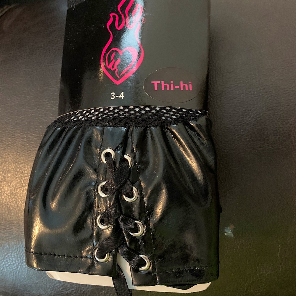 Old SKool Torrid thigh highs!! 💀🖤